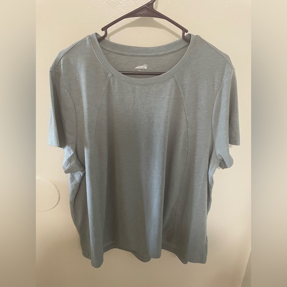✨2 For $6 Avia Workout Top Size XXXL - Picture 1 of 5